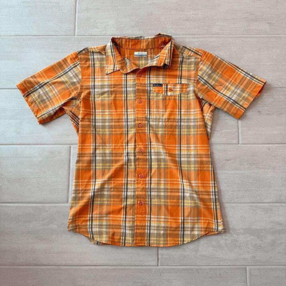 Columbia Plaid Shirt Medium Orange Short Sleeve Collared Button Up Golf Outdoors